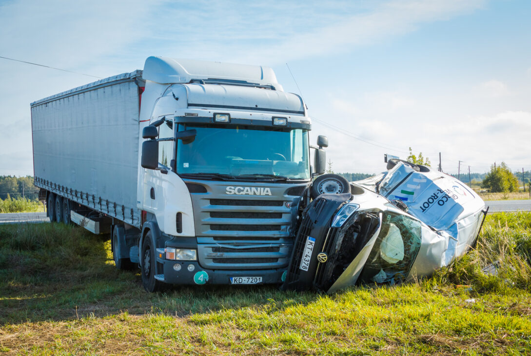 Choosing the Right Truck Accident Attorney in Des Moines A Comprehensive Guide