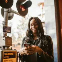 How Micro-Influencers Are Outperforming Celebrities in Niche Campaigns