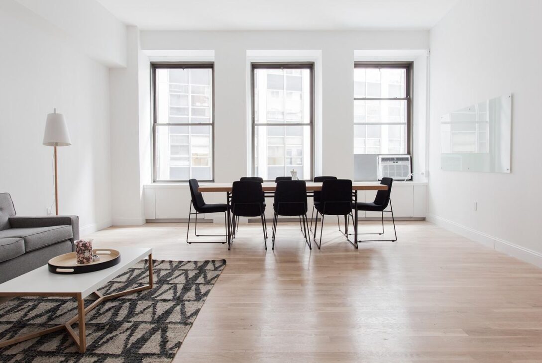 Simply Spotless --> 5 Reasons to Hire a Professional Cleaning Service