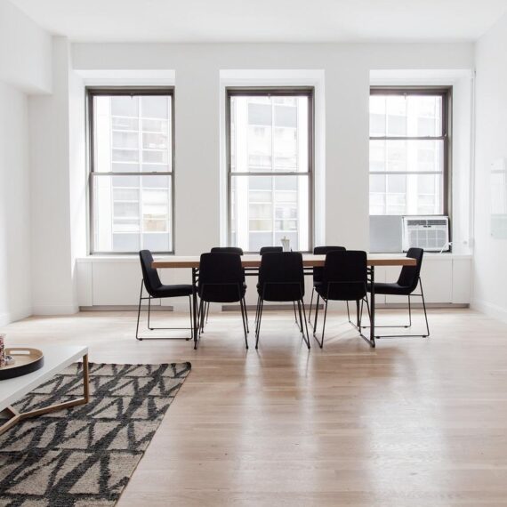 Simply Spotless --> 5 Reasons to Hire a Professional Cleaning Service
